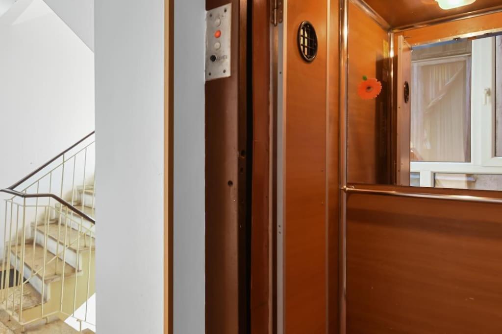 Mysa Modern Studio * Near Cismigiu Park * Netflix بوخارست المظهر الخارجي الصورة